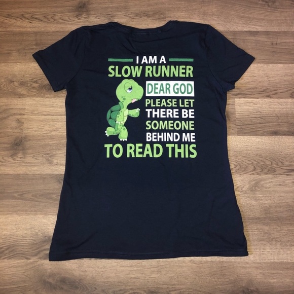 UNISEX IM A SLOW RUNNER TEE - Picture 2 of 3